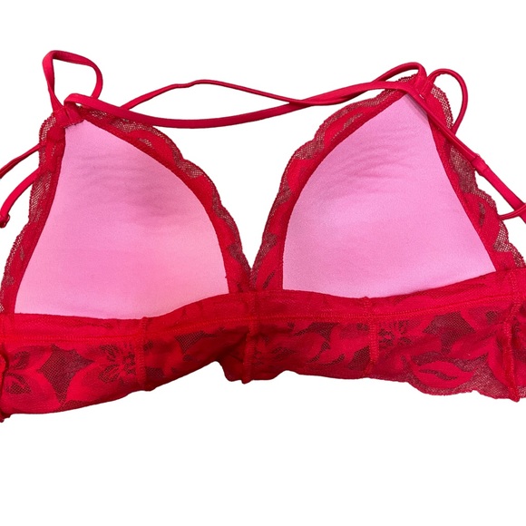 Victoria’s Secret PINK red valentine lace push up bra. Small. - Picture 7 of 8